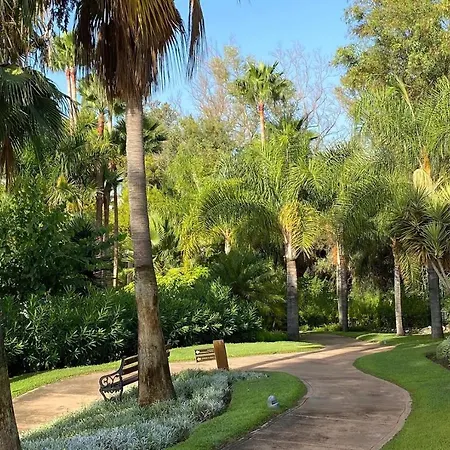 Alanda & Wellness 5*