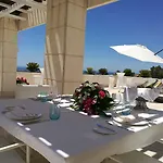Alanda & Wellness Ξενοδοχείο 5*