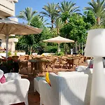 Alanda & Wellness Μαρμπέλλα