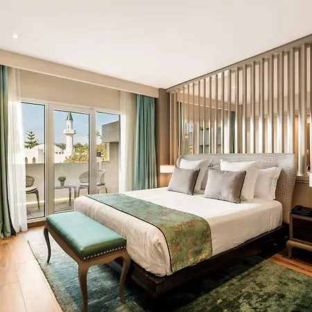 Alanda Hotel 5*