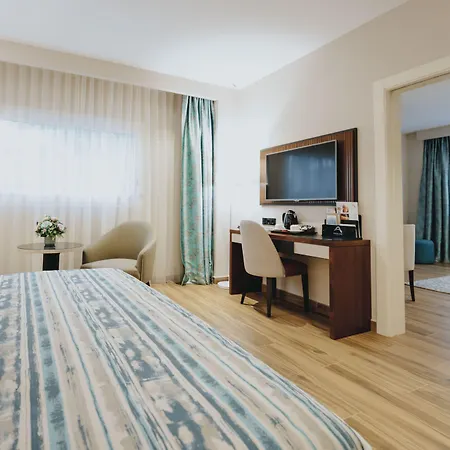 Alanda & Wellness Hotel