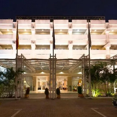 Alanda & Wellness Hotel