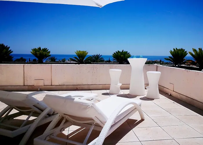 Отель Alanda & Wellness 5*