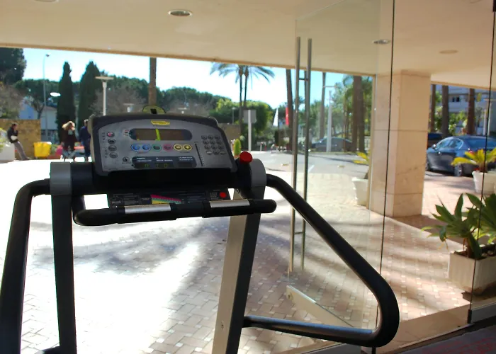 Отель Alanda & Wellness 5*