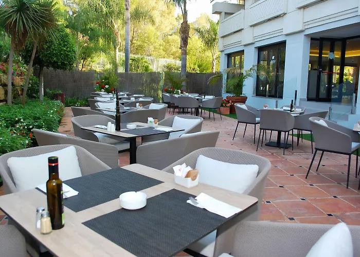 Alanda Hotel&wellness Hotell 5*