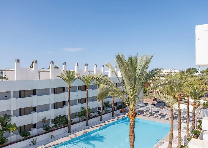 Alanda & Wellness Готель 5*